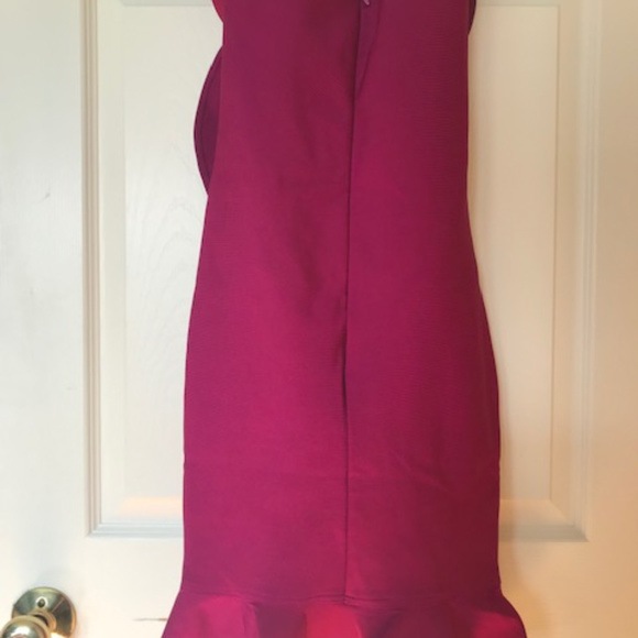 Ladies Sample MiniDress Spring 2020 - Picture 2 of 4